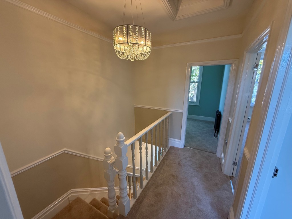 Lot: 132 - THREE-BEDROOM TERRACE HOUSE - First Floor Landing